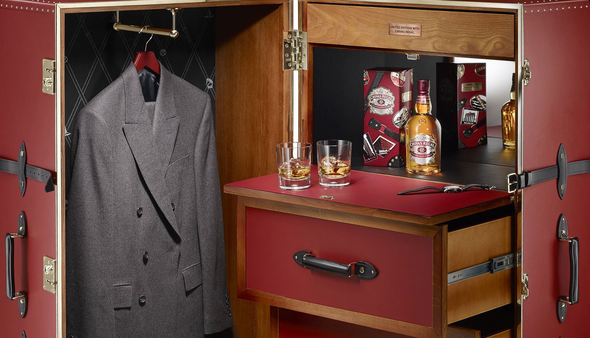 Chivas 12 Made for Gentlemen by Globe-Trotter