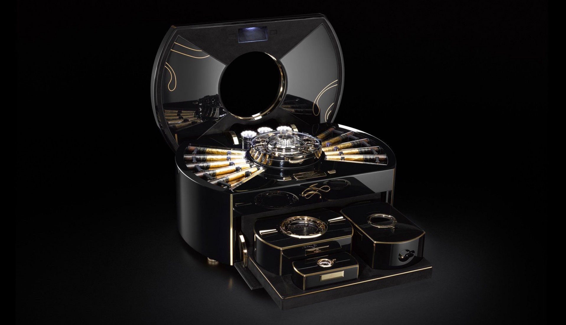 Imperiali - the Emperador cigar chest.