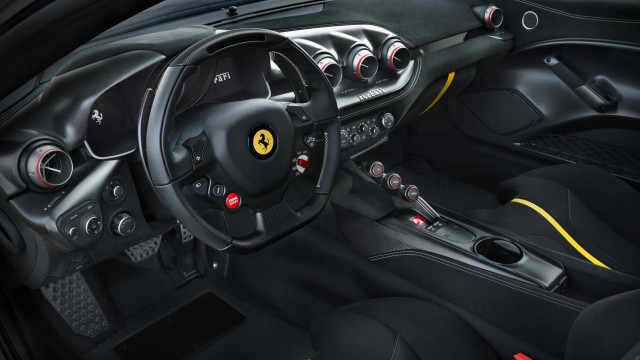 Ferrari_F12tdf_6