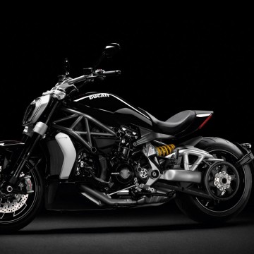 02_Xdiavel_3-4sinistra