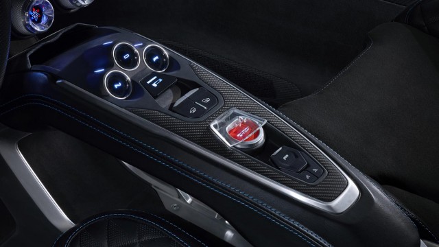 Alpine-Vision-2016-console-centrale-Renault