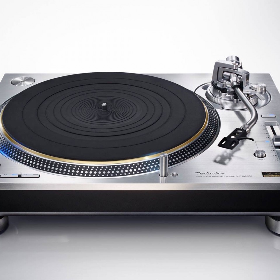 Technics limited edition Grand Class SL-1200GAE